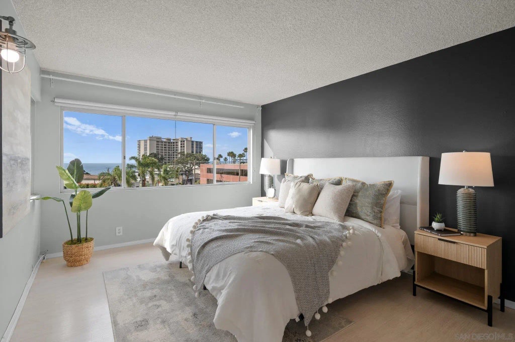 7811 Eads Ave 411, La Jolla