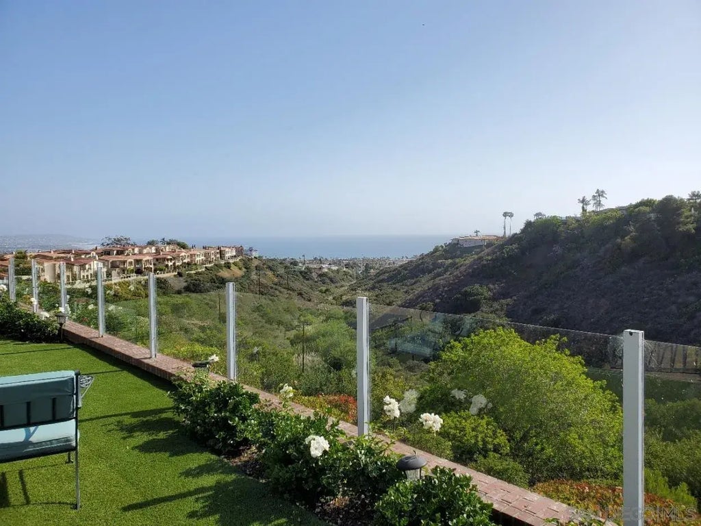 5646 Caminito Genio, La Jolla