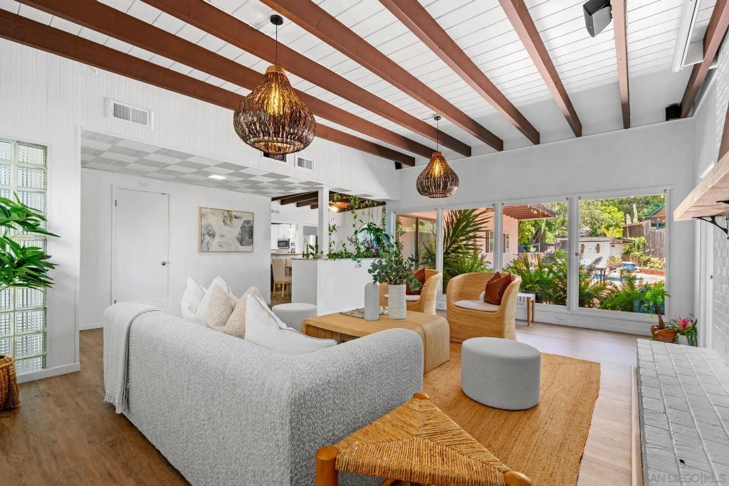 5591 Linda Rosa Ave, La Jolla