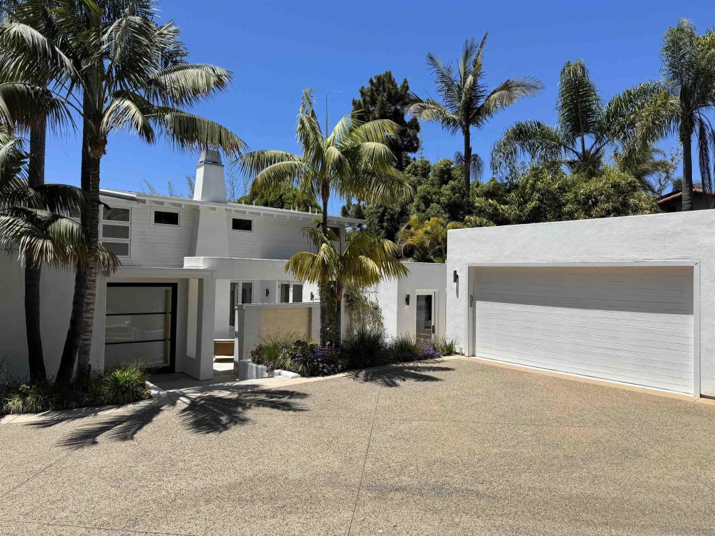 1348 Hymettus Ave, Encinitas