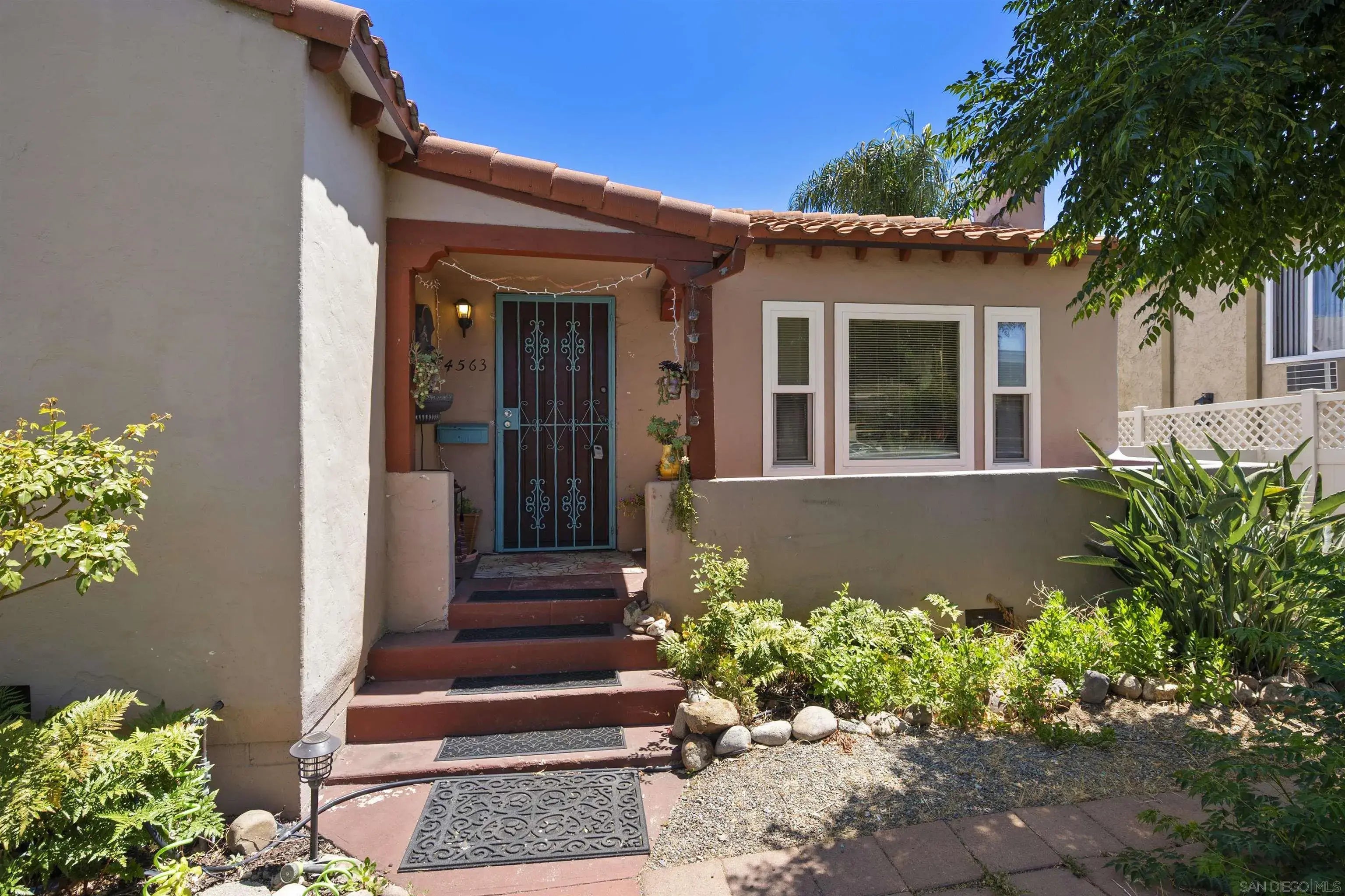 Photo of Listing #250032533