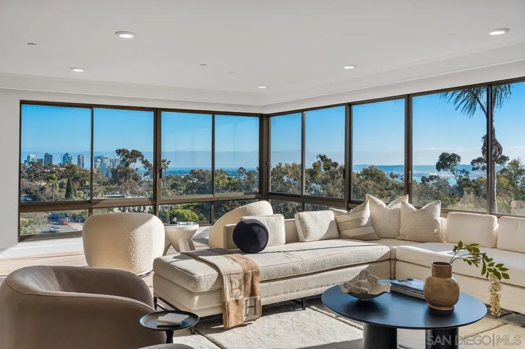 3161 1st Ave 4s, Park West (1126)