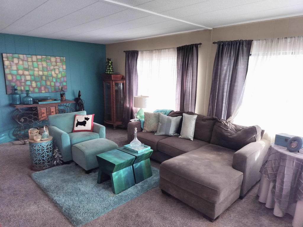 7102 San Bartolo St 11, Carlsbad