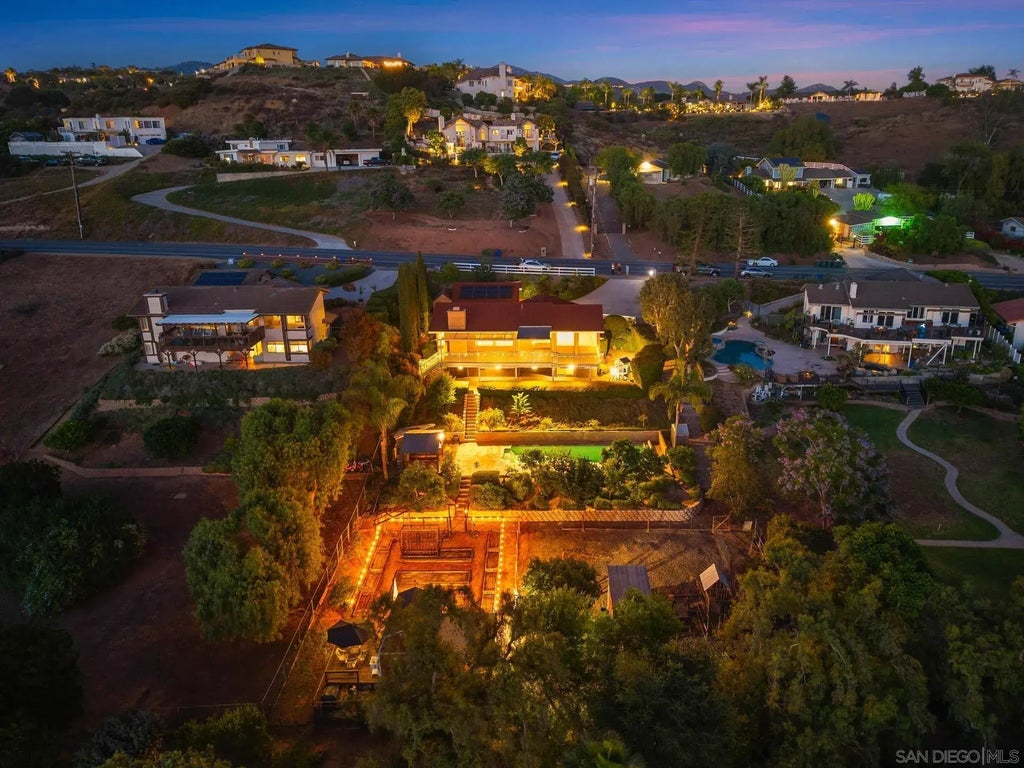 14046 Tierra Bonita Rd., Poway