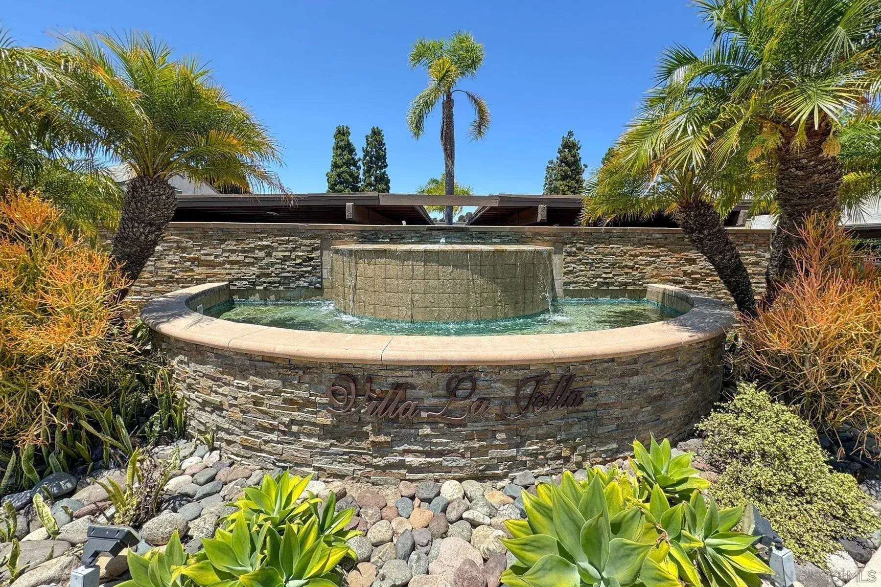 Photo of Listing #250033063