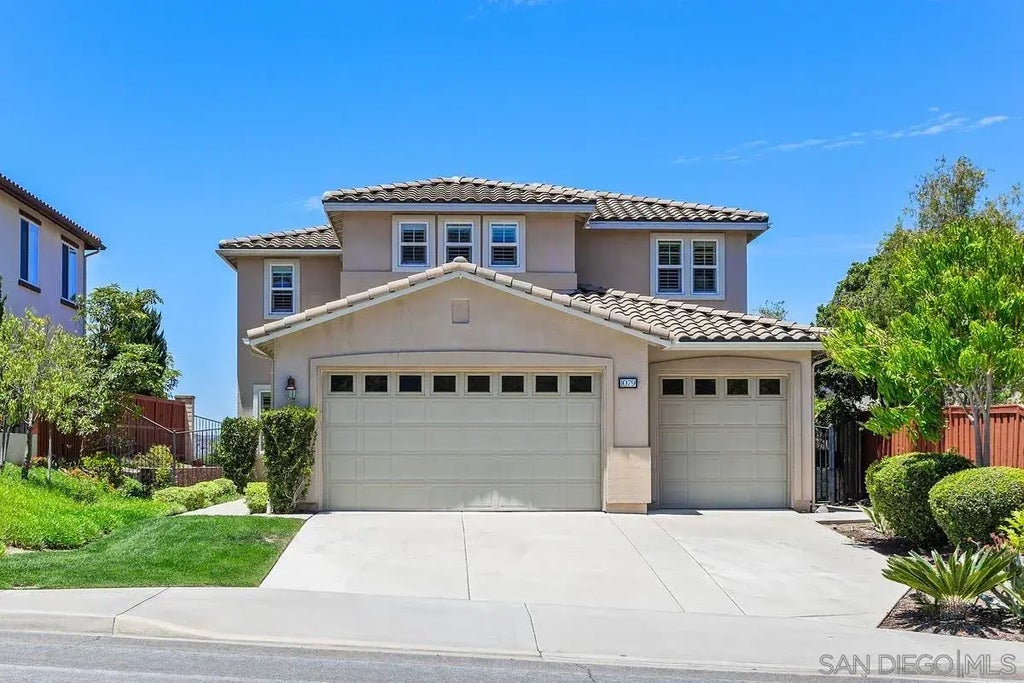 1079 Vista Pointe Blvd, Oceanside