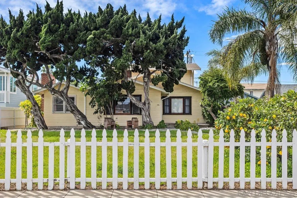 1911 S Tremont, Oceanside