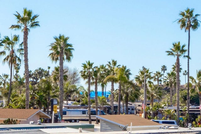 120 Sherri Ln, Oceanside