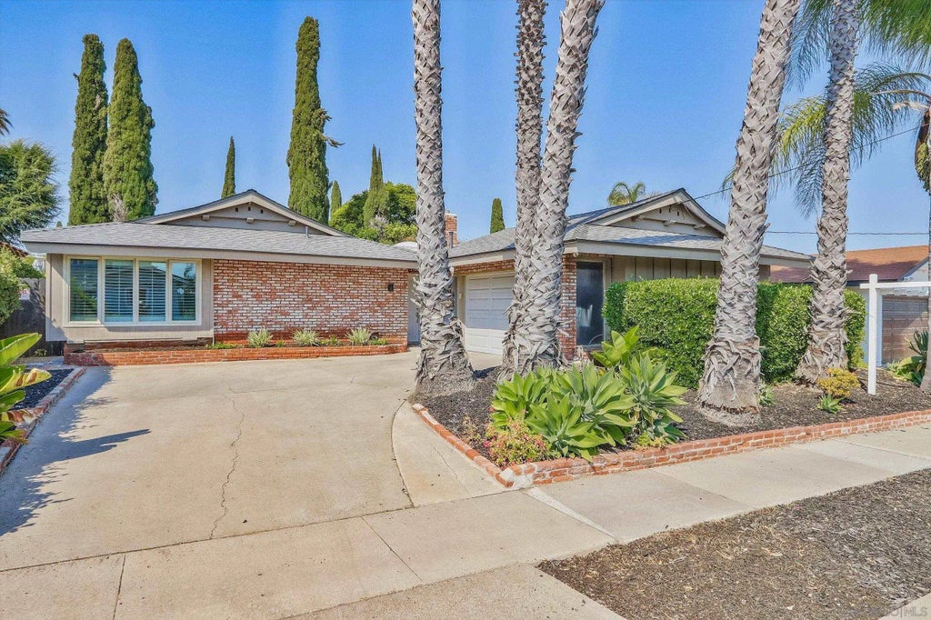 7804 Topaz Lake Ave., SAN CARLOS