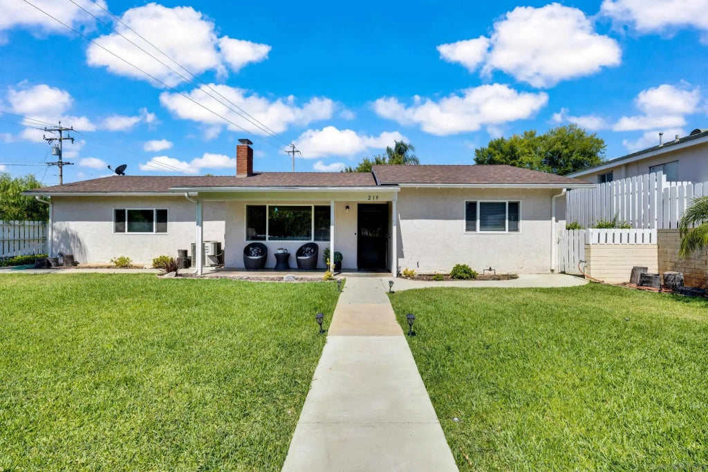 219 Potter, Fallbrook