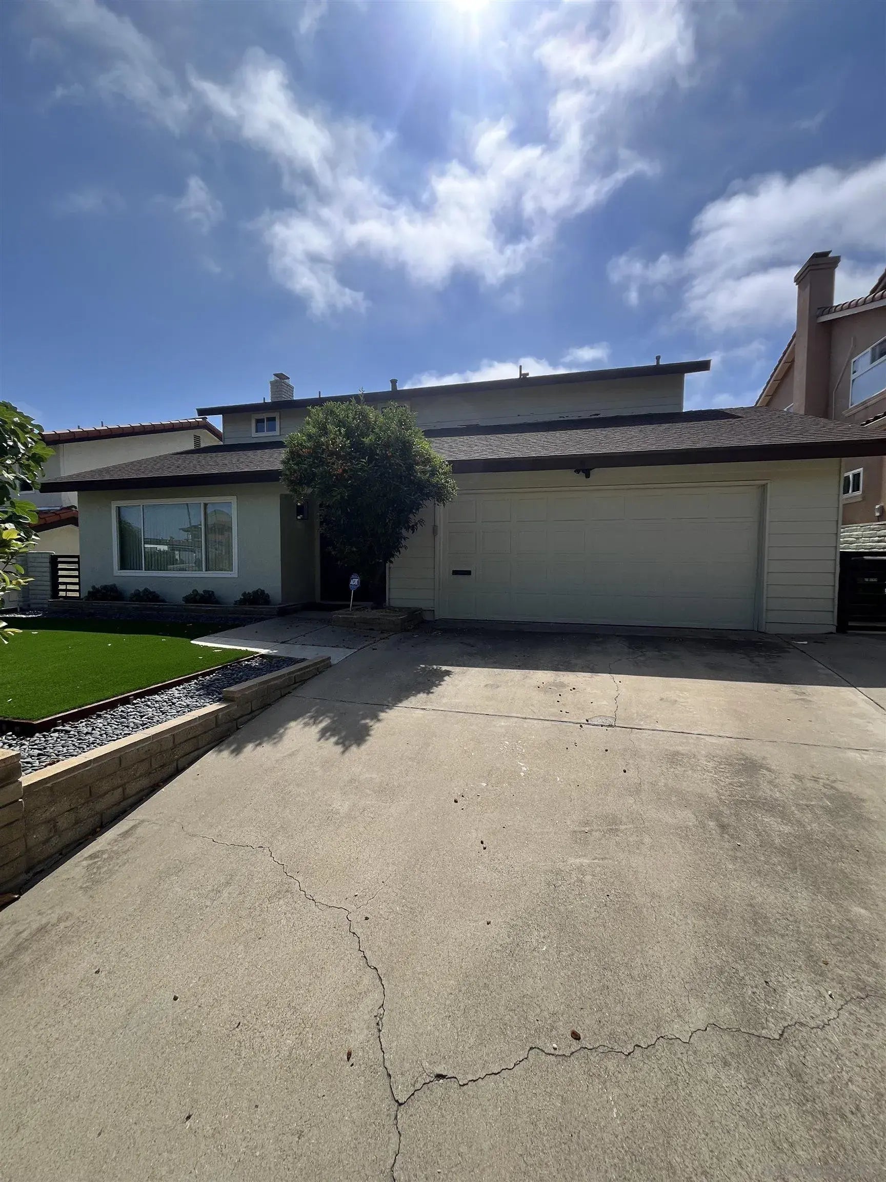 Photo of Listing #250033717