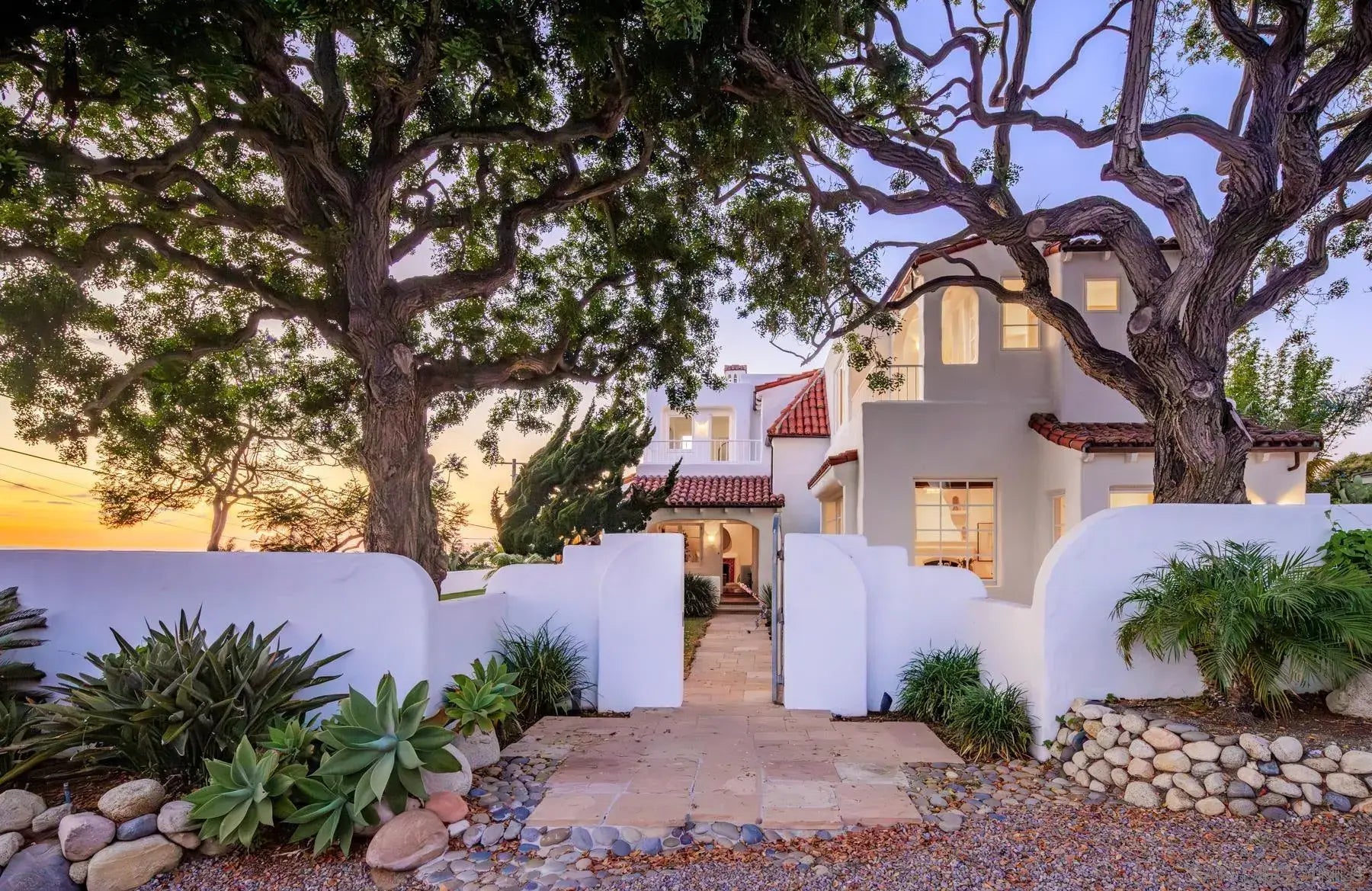 Photo of Listing #250034086