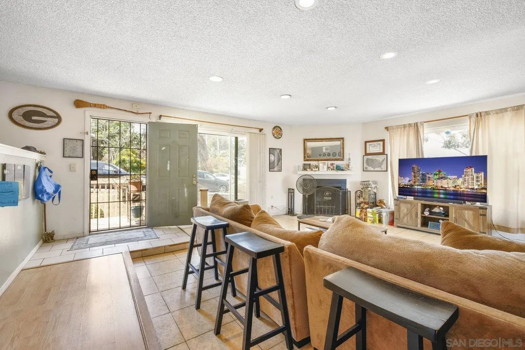 3389-91 C Street, SAN DIEGO