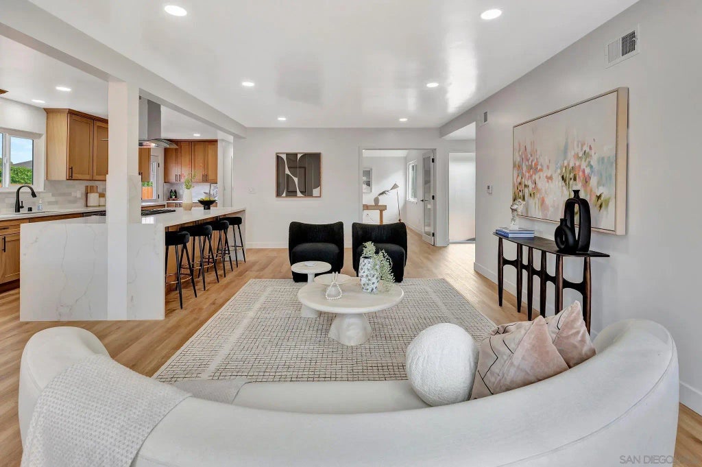 2244 Milton Ct, BAY PARK