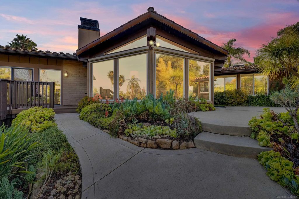 13735 Acorn Patch Rd, Poway