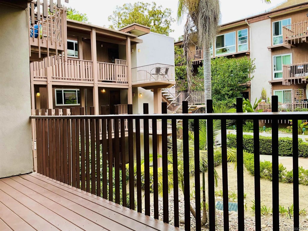 2600 Torrey Pines Rd. A25, La Jolla