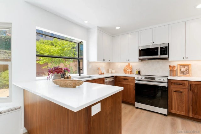 721 Summersong Ln, Encinitas