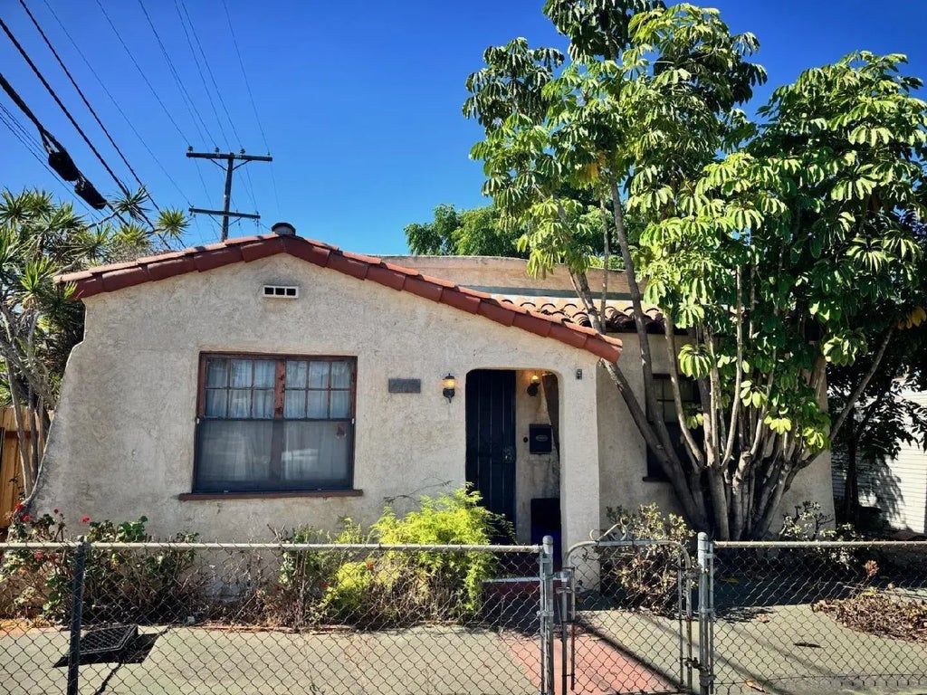 4417 Dwight, CITY HEIGHTS