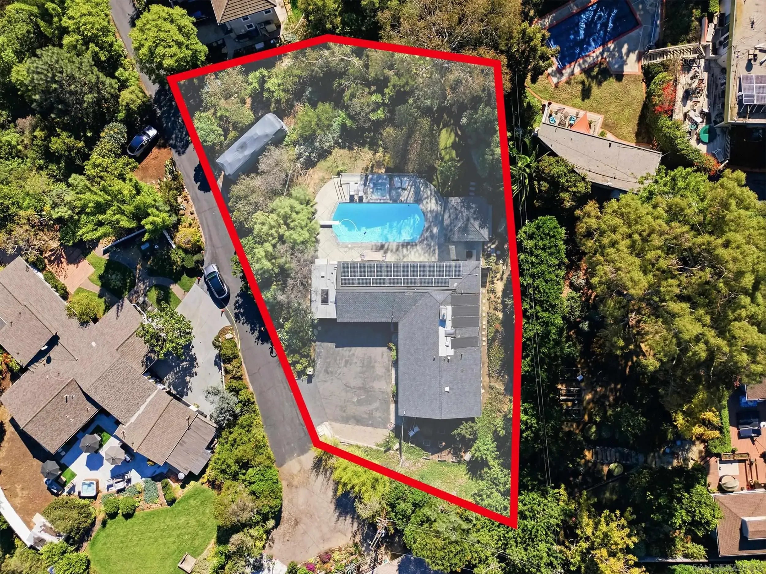 Photo of Listing #250035370