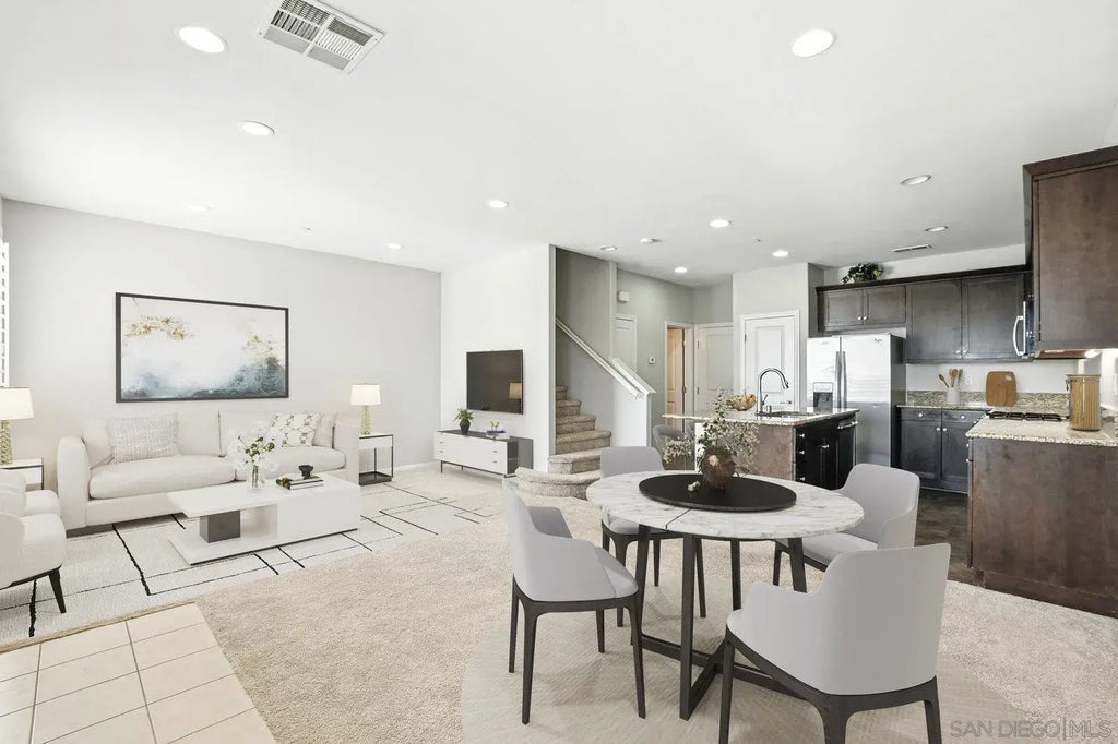 1795 Saltaire Pl Unit 27, SOUTH SD