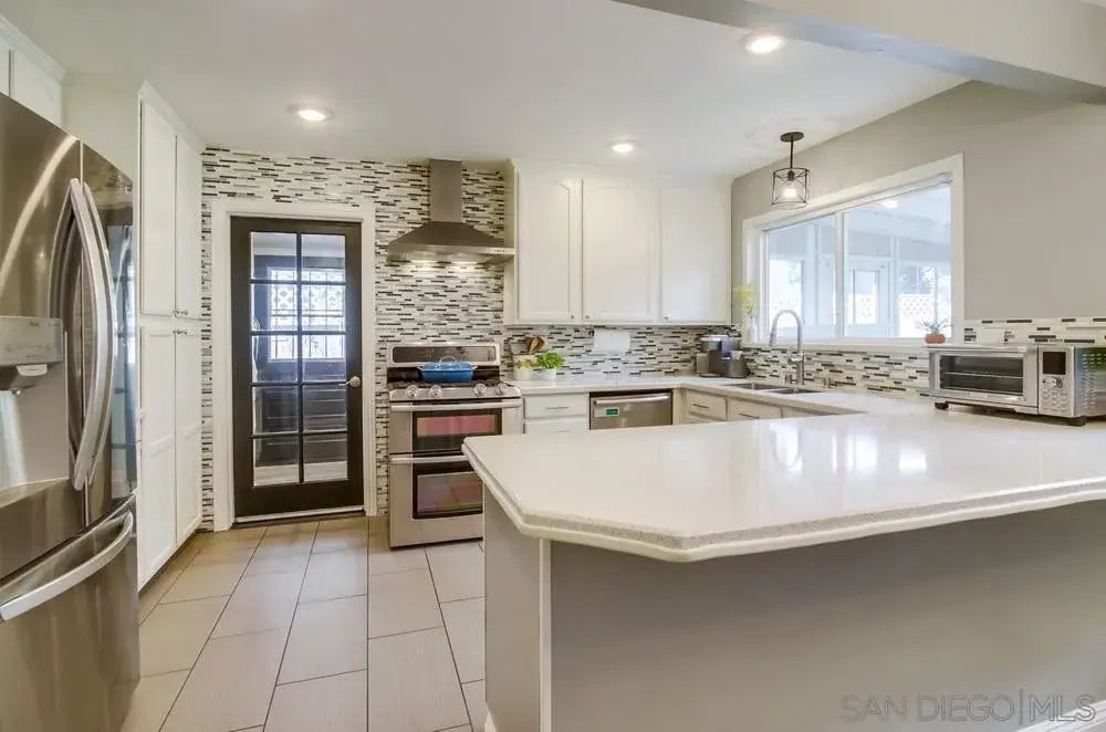 5072 Acuna Street, CLAIREMONT