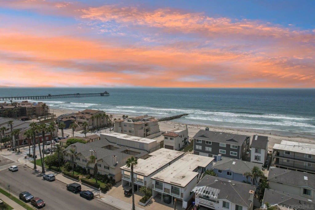 676 Seacoast Dr E, Imperial Beach