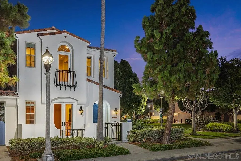 2852 Laning Road, POINT LOMA