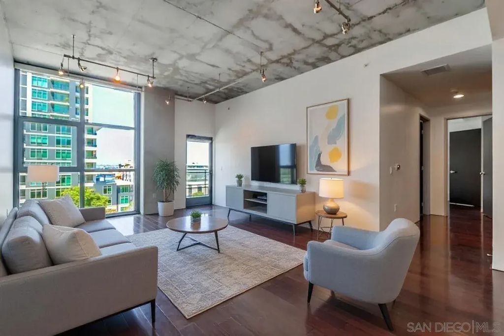 1494 Union 506, DOWNTOWN