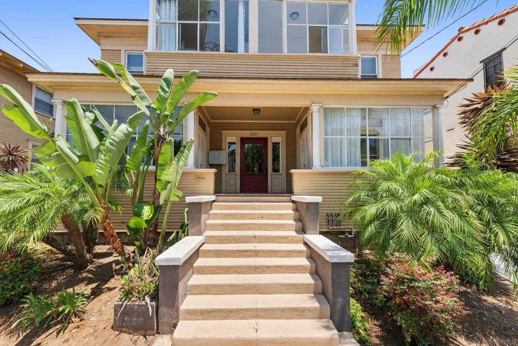 2257 2nd Ave 4, DOWNTOWN