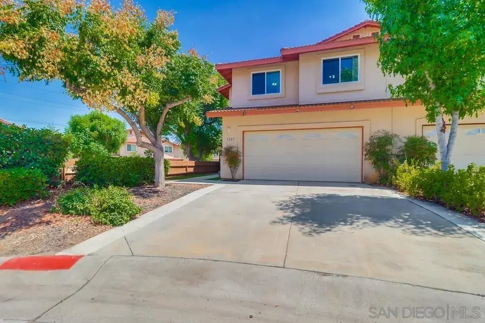1227 Winter View Pl, El Cajon