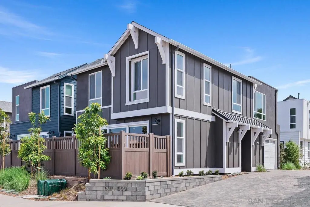 559 N Vulcan Ave, Encinitas