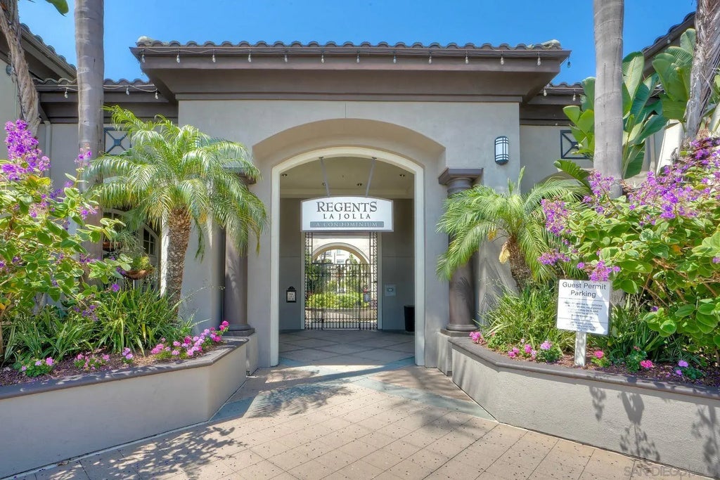 9253 Regents Road A110, La Jolla