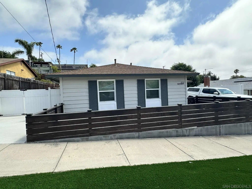 819 Halecrest Drive, Chula Vista