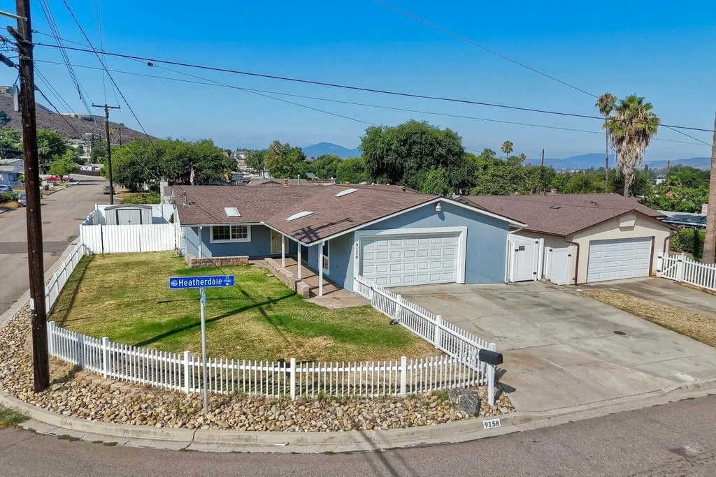 9158 Heatherdale St, Santee