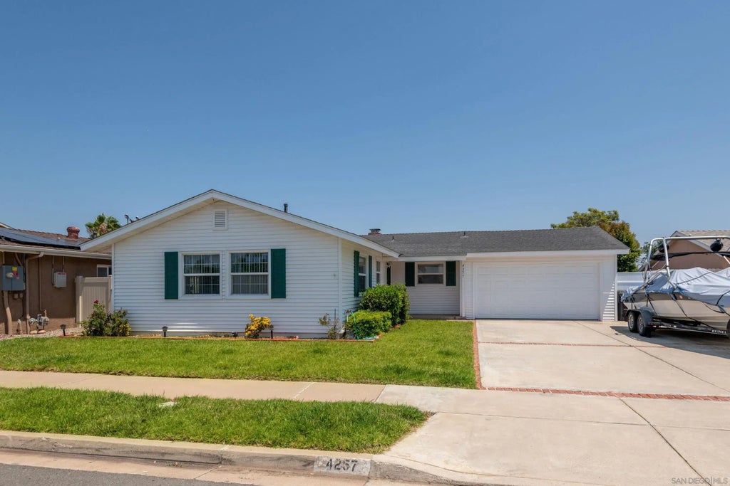 4257 Taos Dr, CLAIREMONT