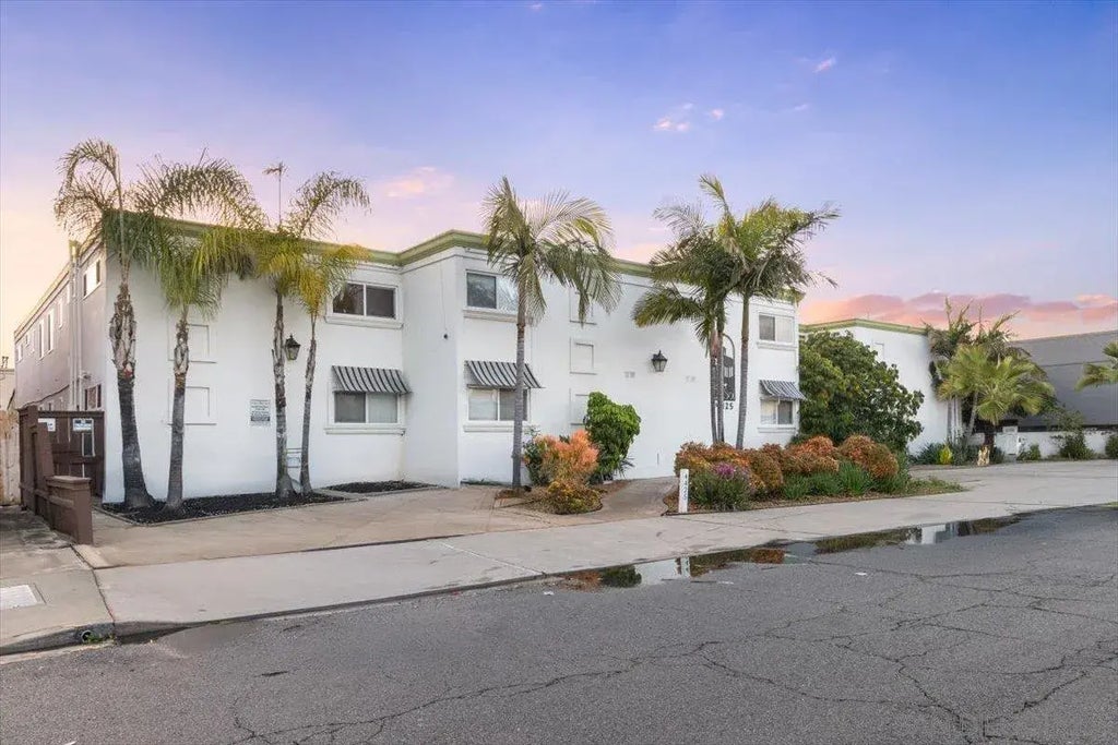 4425 50th Street 2, TALMADGE