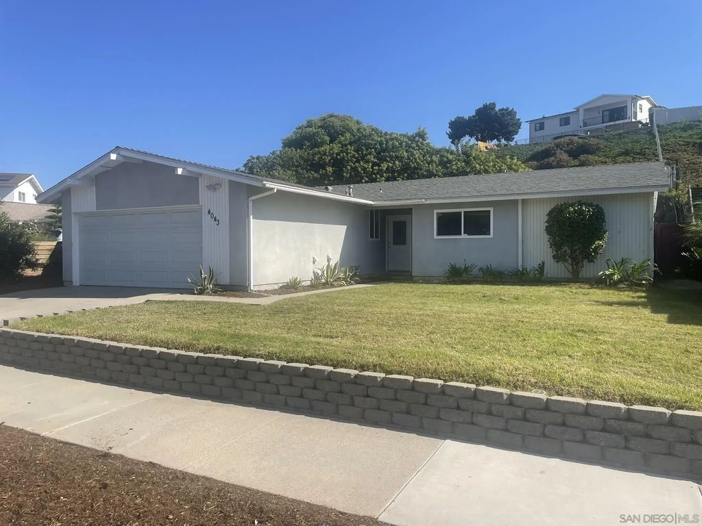 4043 Mira Costa St., Oceanside
