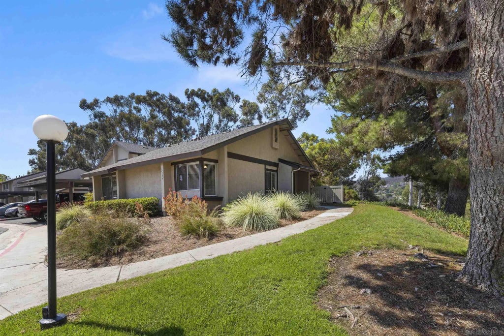 12194 Wilsey Way, Poway