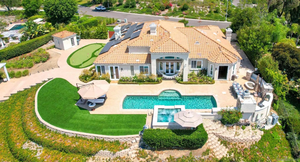 2525 Monterey Gln, Escondido