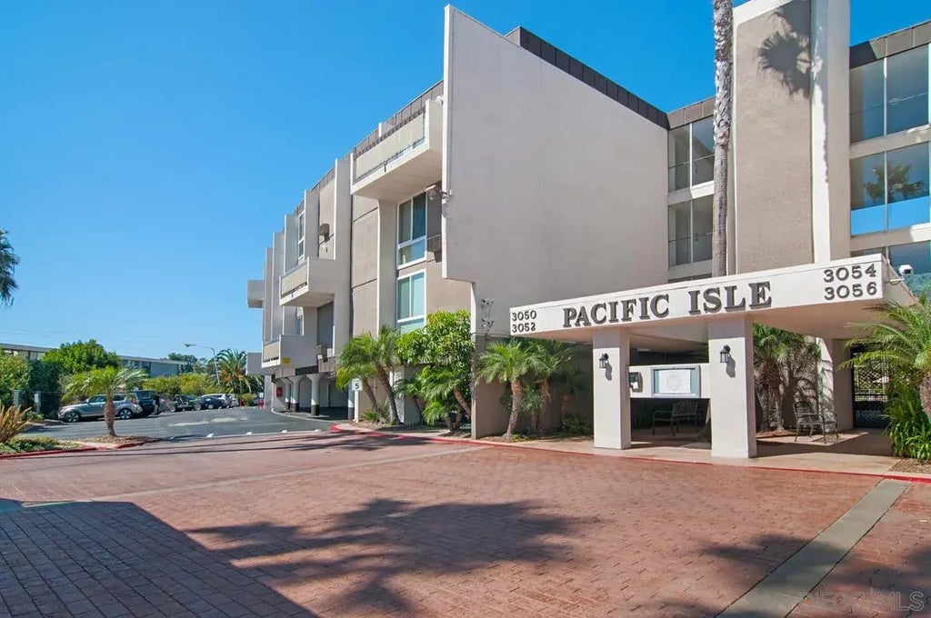 3050 Rue Dorleans 412, POINT LOMA