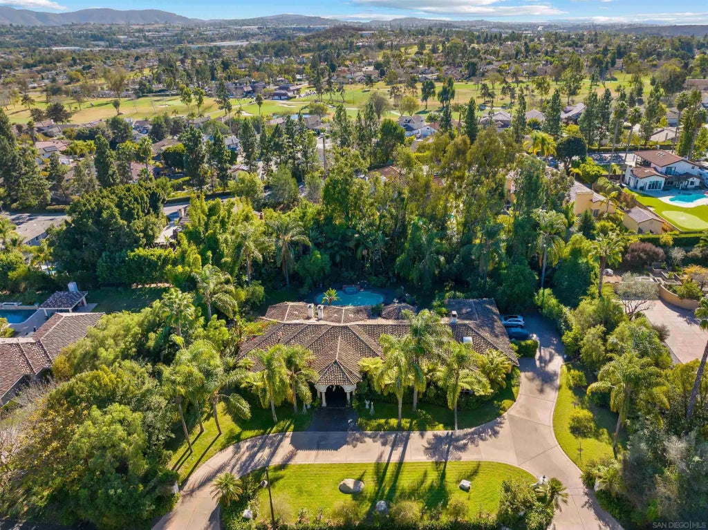 648 Rolling Hills, Vista