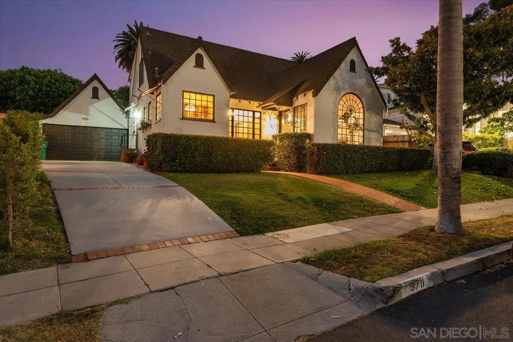 3711 La Cresta Dr, POINT LOMA