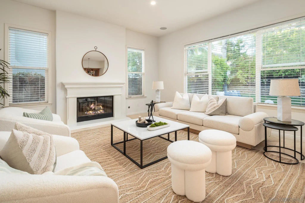 7886 Sitio Abeto, Carlsbad