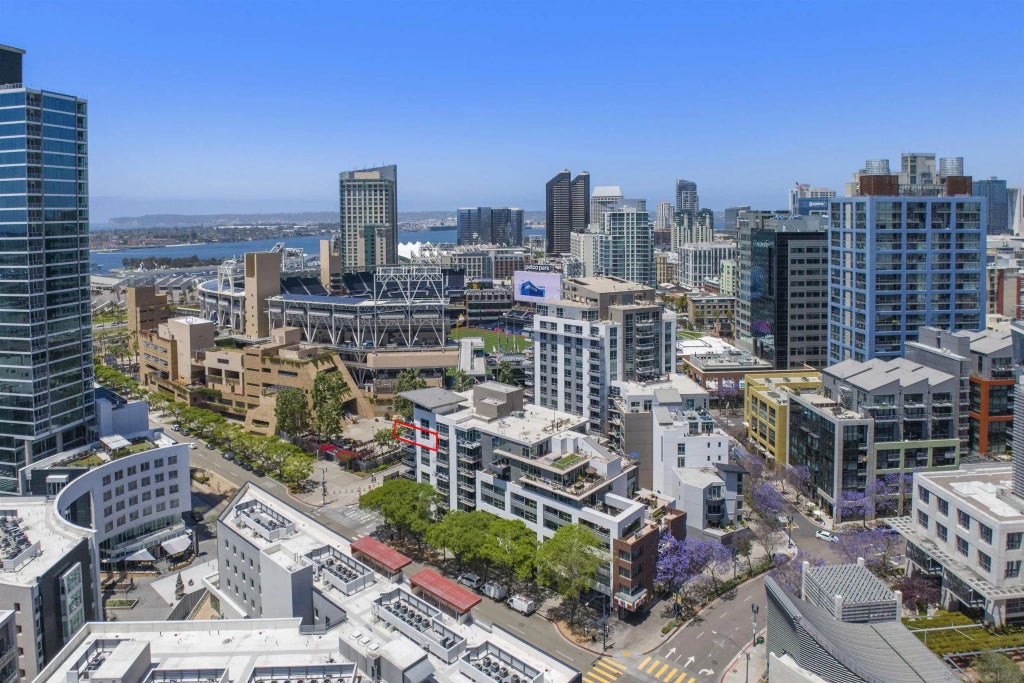 206 Park Blvd 704, DOWNTOWN