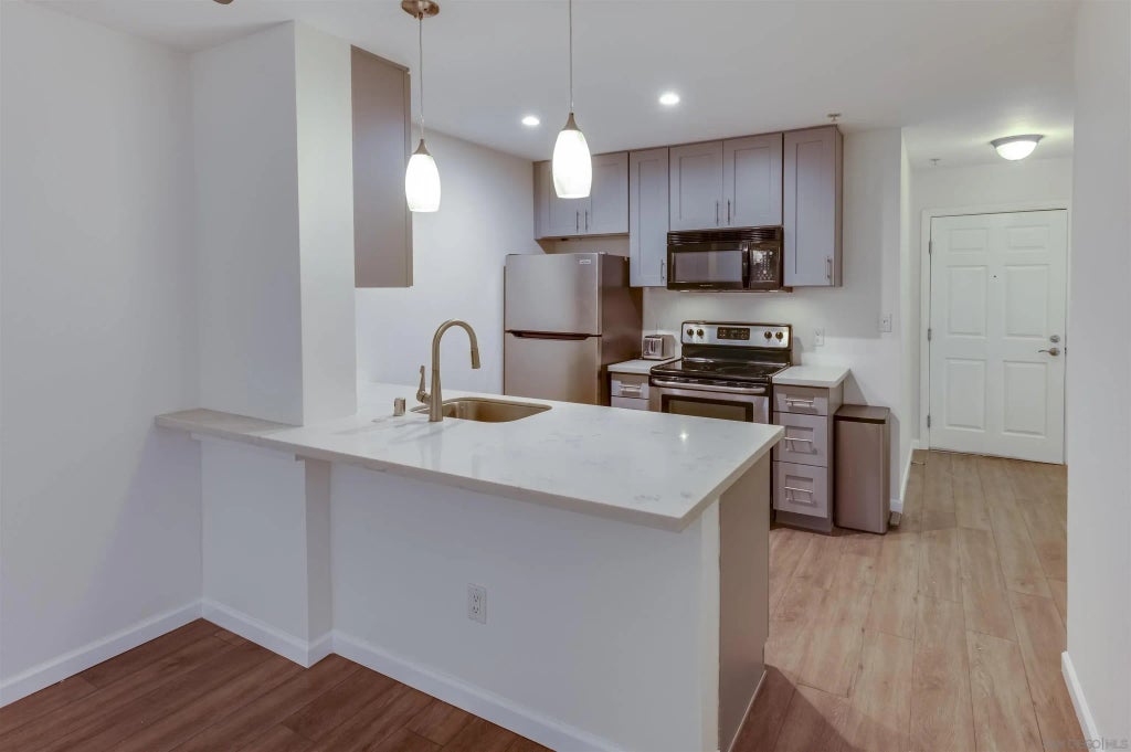 1435 India St 419, DOWNTOWN