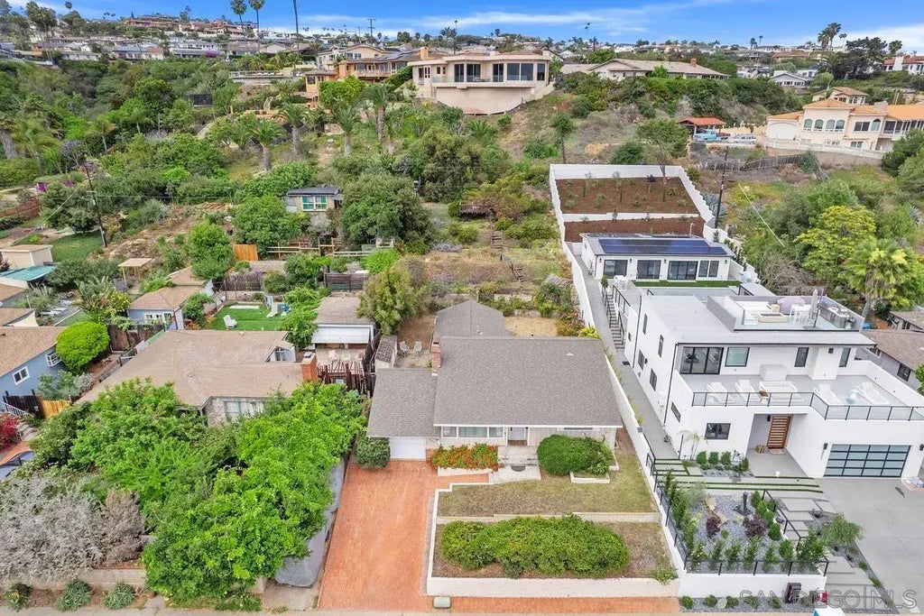 5461 Linda Rosa Ave, La Jolla