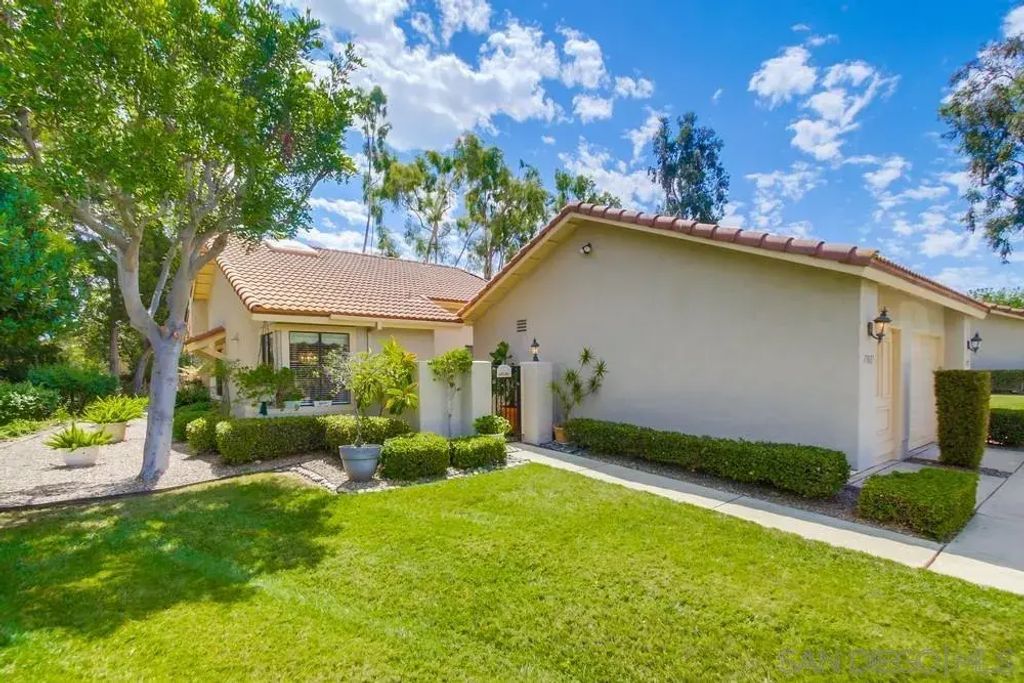 17827 Avenida Alozdra, RANCHO BERNARDO