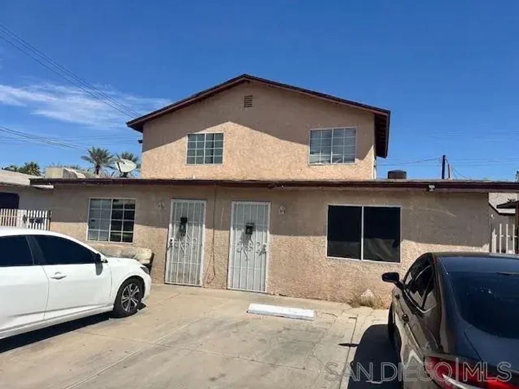 737 Renaud Ct, Calexico