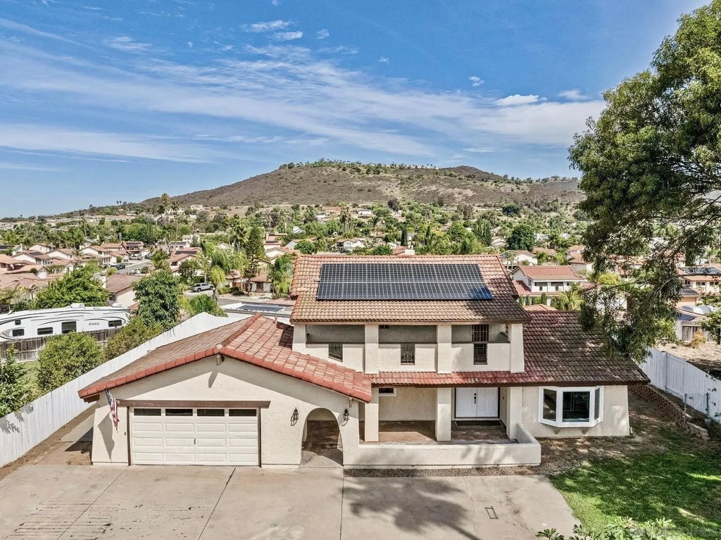 909 Lacebark Street, San Marcos