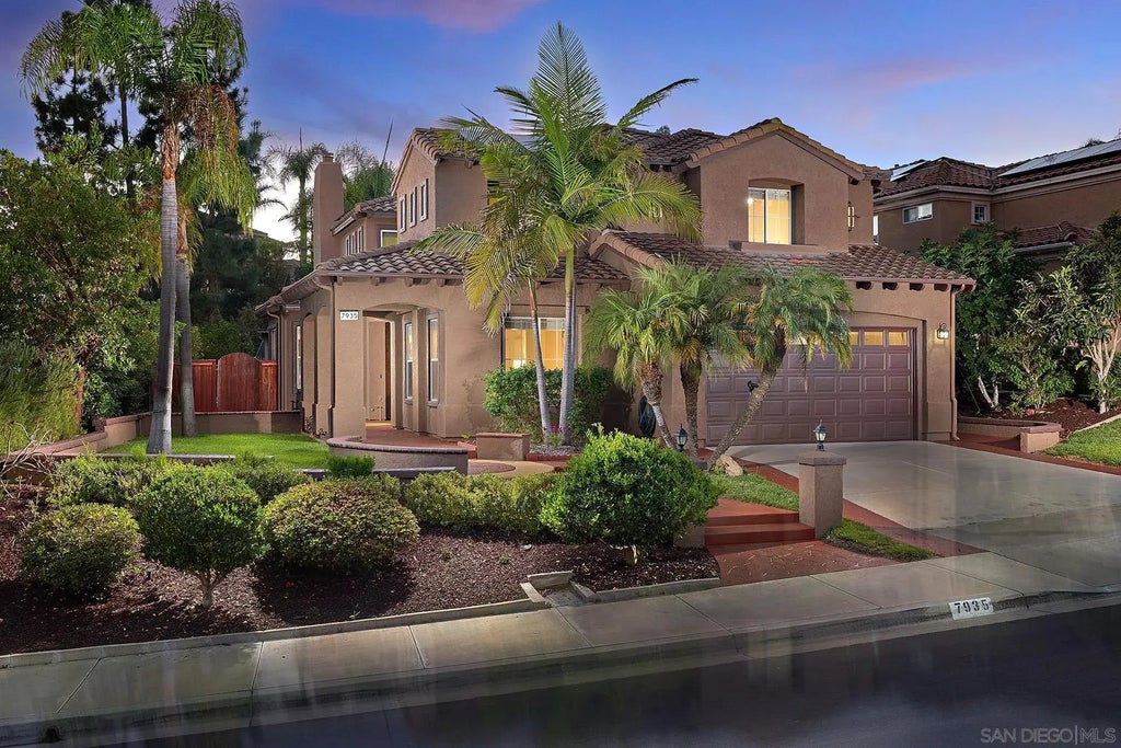 7935 Sitio Baniano, Carlsbad